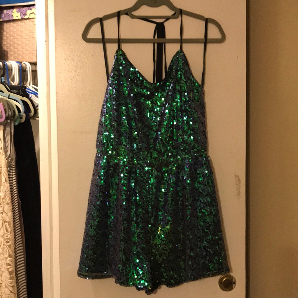 NWT Romper BCBG sequence